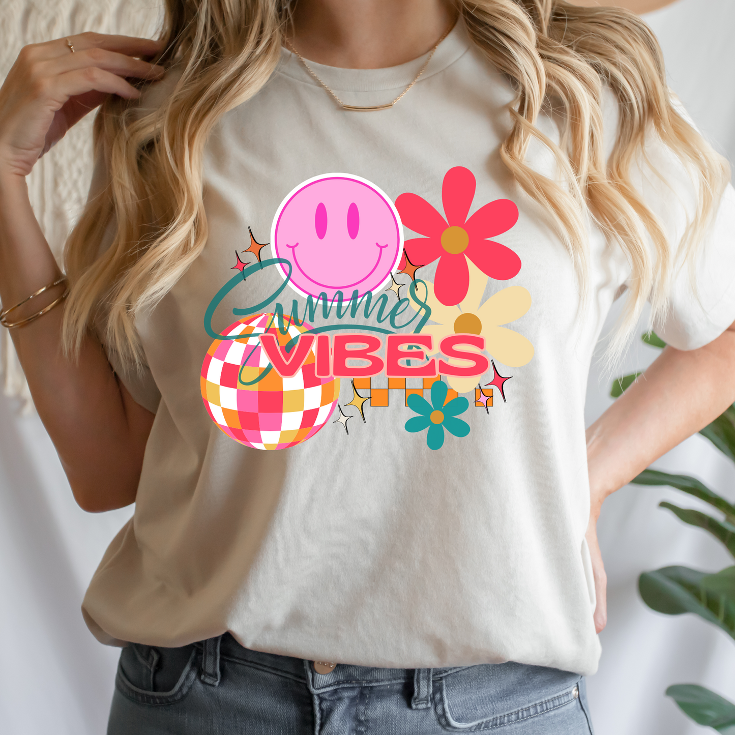 Retro summer vibes tee