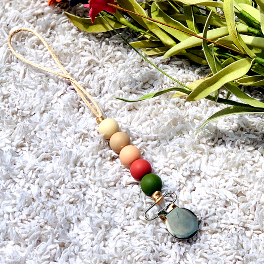 Beaded Silicone pacifier clip