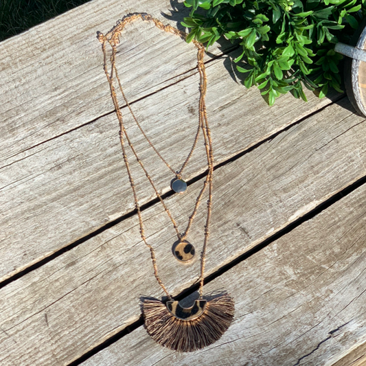 Leopard fringe pendant necklace